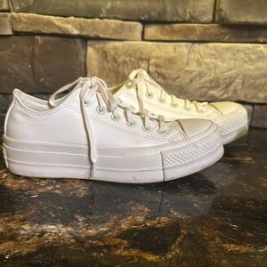 Converse White Canvas Sneakers Timeless Design